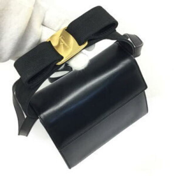 Salvatore Ferragamo Handbag Shoulder Bag Leather Black - Picture 6 of 15